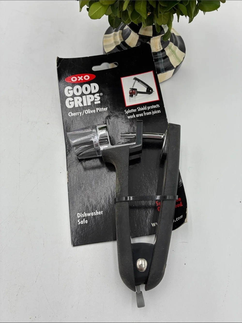 Oxo Good Grips Black Cherry & Olive Pitter Tool